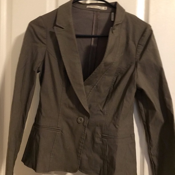 Jacket - Picture 1 of 4